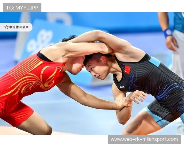 【精彩瞬间】运动员演练最炫防守牌技，防守标准动作