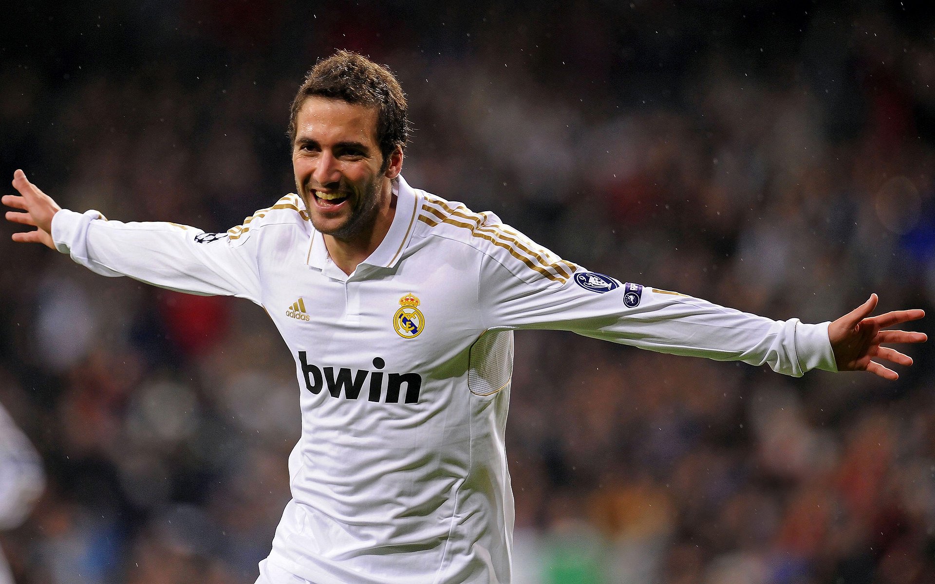 欧冠八强：曼城总比分大胜拜仁 瓜迪奥拉完成战术复仇